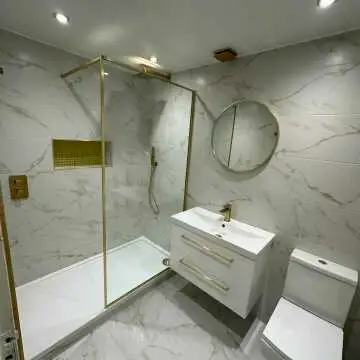 Mollie Brushed Brass Round Bathroom Mirror 600mm