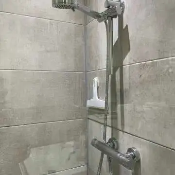 Aran Chrome Round Thermostatic Bar Shower Set