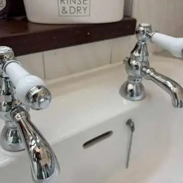 Beauly Traditional Chrome Hot & Cold Basin Taps