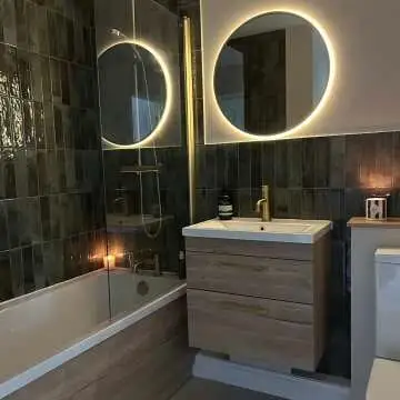 Delilah Battery Powered Brushed Brass Round Backlit LED Mirror 600mm