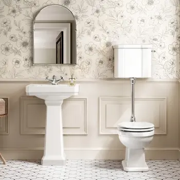Enid Traditional Low-Level Toilet With Gloss White Wooden Seat & Pedestal Basin - Single Tap Hole