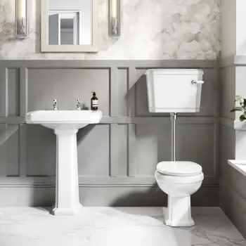 Hudson Traditional Close Coupled Toilet With Low-Level Cistern & Pedestal Basin Set Double Tap Hole