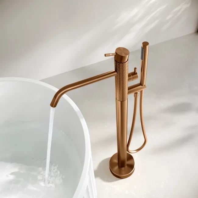 Suir Brushed Copper Freestanding Bath Shower Mixer Tap with Knurled Detailing