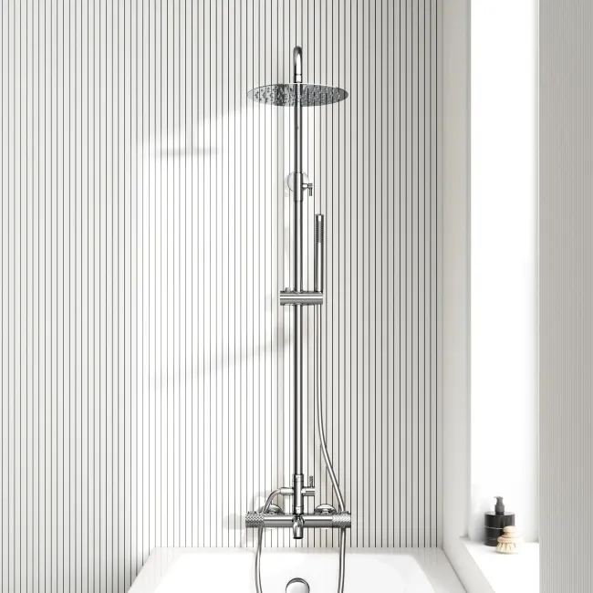 Suir Premium Round Chrome Thermostatic Bath Filler Shower Set with Knurled Detailing
