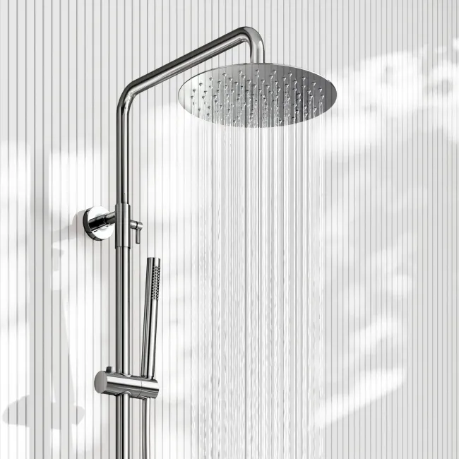 Suir Premium Round Chrome Thermostatic Bath Filler Shower Set with Knurled Detailing