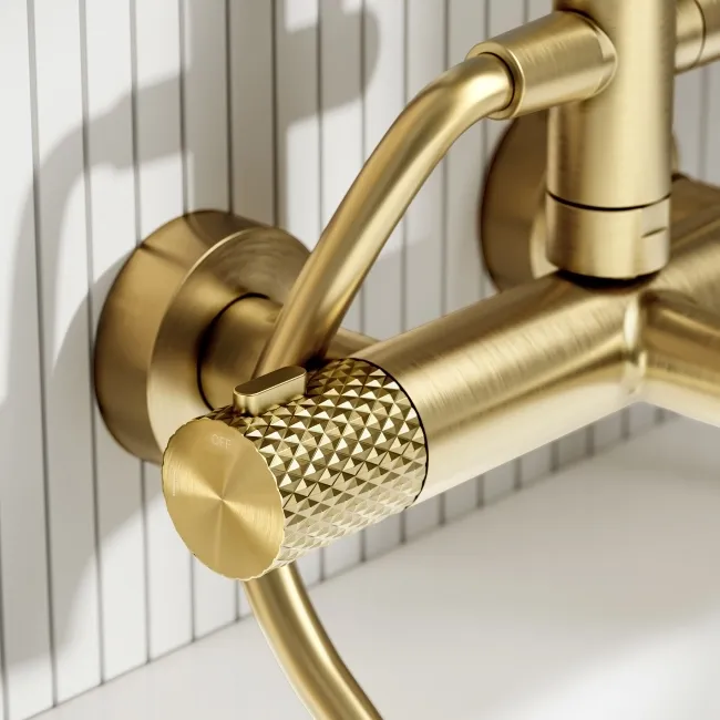 Suir Premium Round Brushed Brass Thermostatic Bath Filler Shower Set with Knurled Detailing