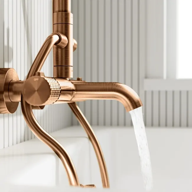 Suir Premium Round Brushed Copper Thermostatic Bath Filler Shower Set with Knurled Detailing