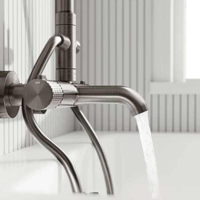 Suir Premium Round Brushed Gunmetal Thermostatic Bath Filler Shower Set with Knurled Detailing