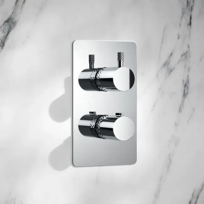 Suir Premium Chrome Round Thermostatic Shower Set with Knurled Detailing