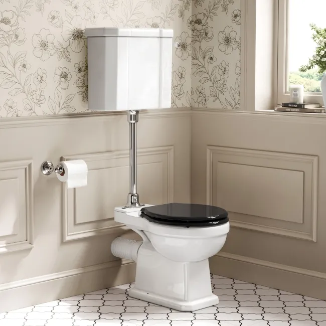 Enid Traditional Toilet With Low-Level Cistern and Gloss Black Wooden Seat