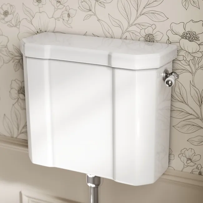 Enid Traditional Low-Level Toilet With Gloss White Wooden Seat & Pedestal Basin - Single Tap Hole