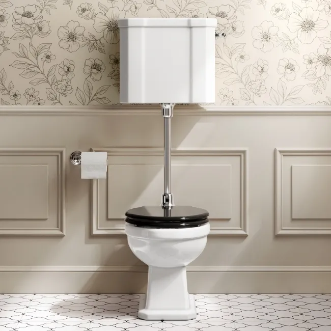 Enid Traditional Low-Level Toilet With Gloss Black Wooden Seat & Pedestal Basin - Single Tap Hole