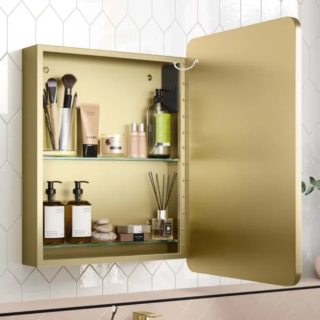 Olivia Battery Powered Bathroom Mirror Cabinet | 710x500mm