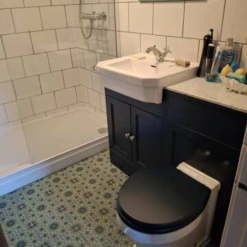 Hudson Traditional Inky Blue Wooden Soft Close Toilet Seat