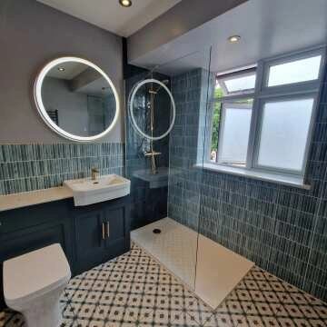  Delilah Brushed Brass Round Illuminated LED Mirror 800mm 