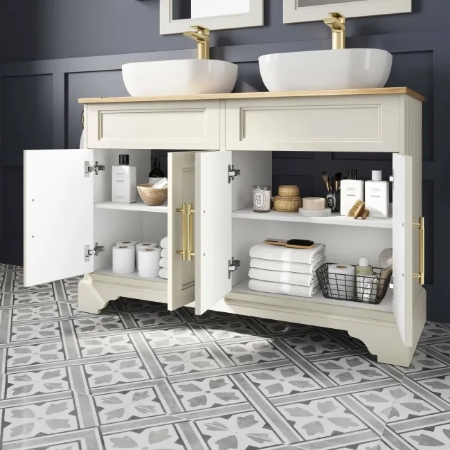 Lucia Chalk White Double Vanity with Oak Effect Top & Curved Counter Top Basin 1200mm - Brass Knurled Handles