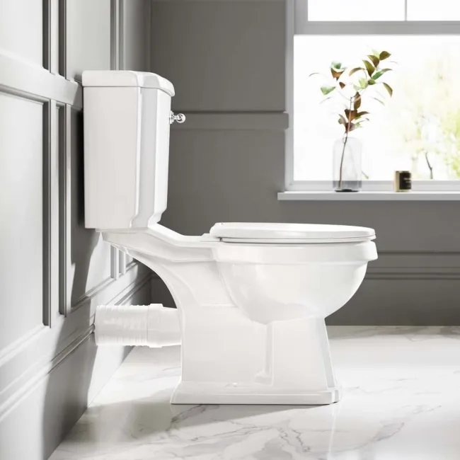 Hudson Traditional Close Coupled Toilet With Soft Close Seat