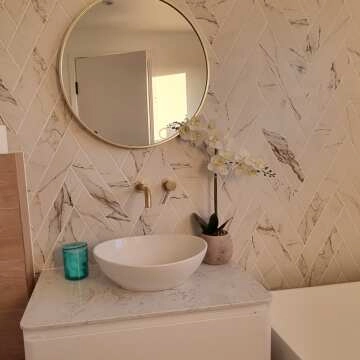 Mollie Brushed Brass Round Bathroom Mirror 600mm