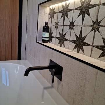 Trent Matt Black Wall Mounted Bath Filler