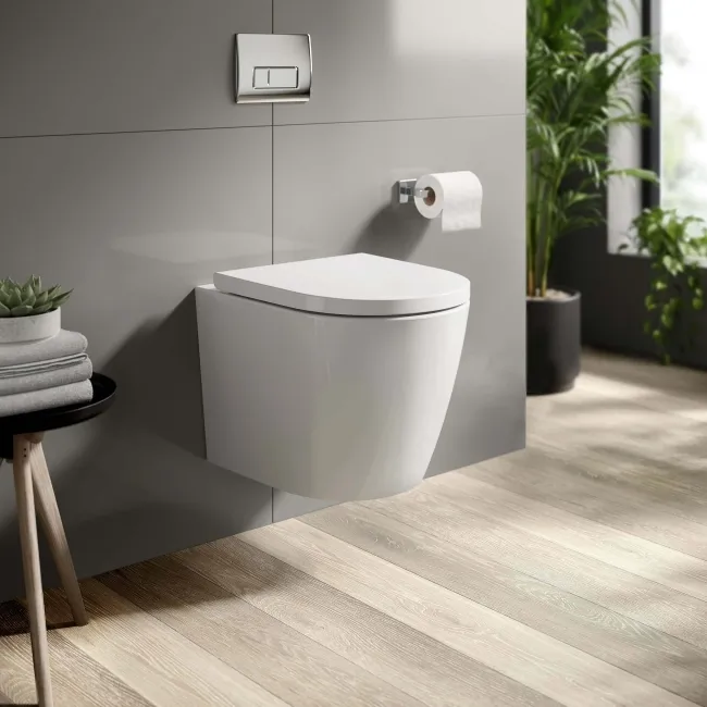 Utah Rimless Wall Hung Toilet With Premium Soft Close Seat