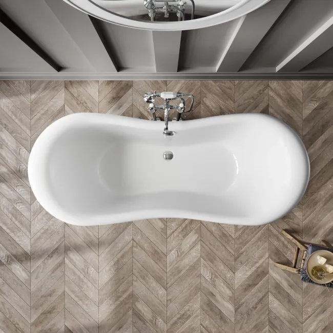 Tonbridge 1750mm Roll Top Bath - White Claw Feet