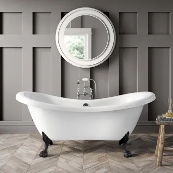 Tonbridge 1600mm Roll Top Bath - Black Claw Feet