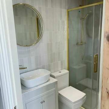 Bermuda Chalk White Vanity with Marble Top & Curved Counter Top Basin 600mm