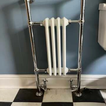 Gibraltar Slimline Small White Traditional Heated Towel Radiator (Flat Top Rail)