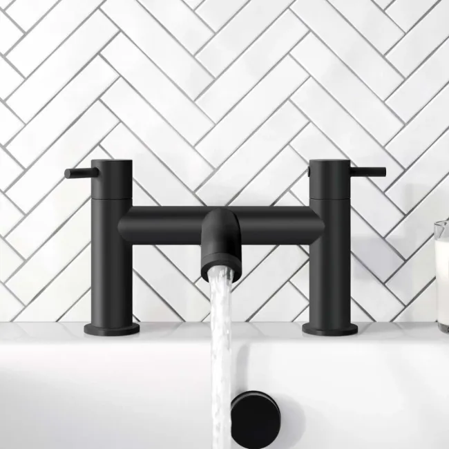 Trent Matt Black Bath Filler
