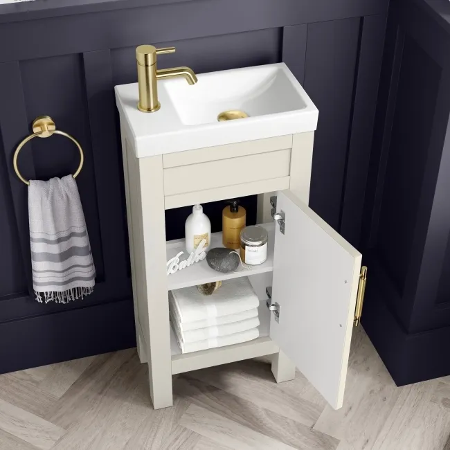 Bermuda Chalk White Cloakroom Basin Vanity 400mm - Brass Knurled Handles
