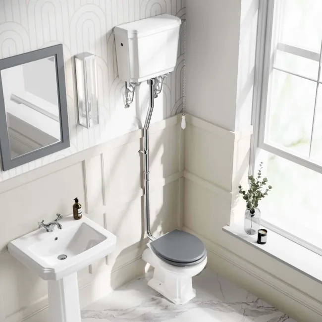 Hudson Traditional High-Level Toilet With Dove Grey Seat & Pedestal Basin - Single Tap Hole