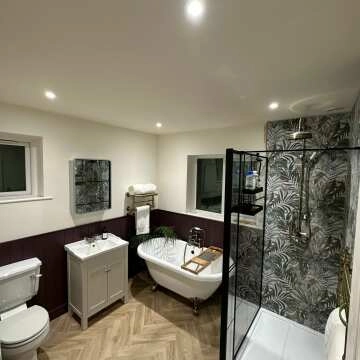 Munich Matt Black Grid Easy Clean 8mm Wet Room Shower Glass Return Panel 250mm