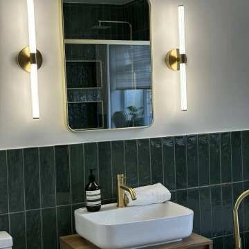 Olivia Brushed Brass Rectangular Bathroom Mirror 700x500mm