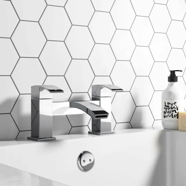 Welland Chrome Bath Filler