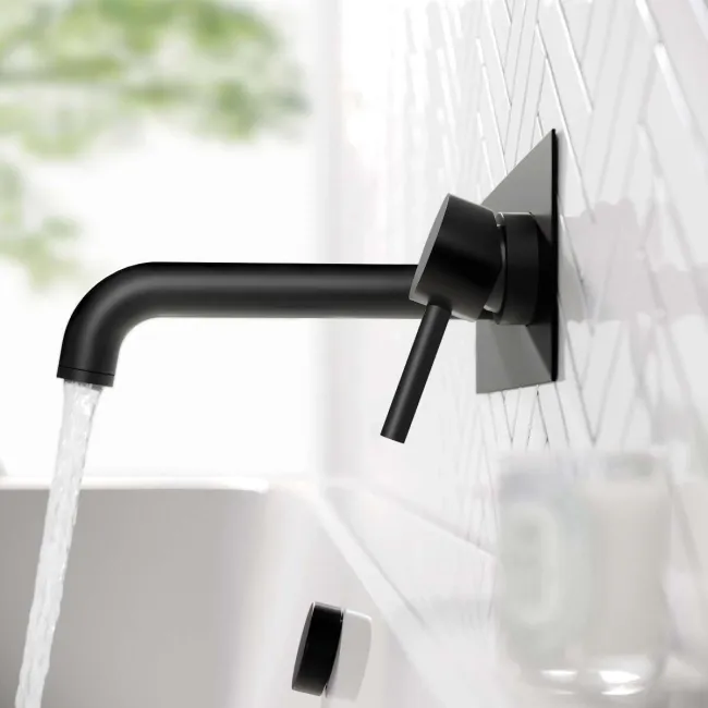 Trent Matt Black Wall Mounted Bath Filler