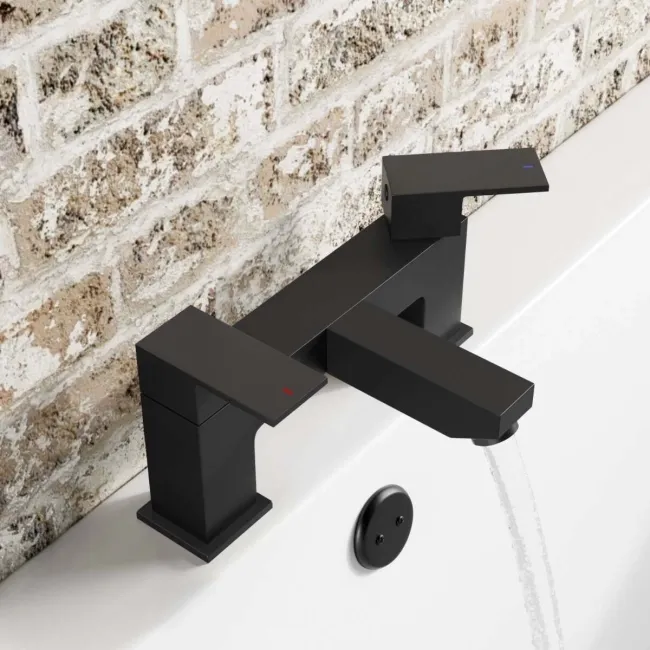 Lea Matt Black Bath Filler
