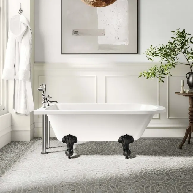 Abingdon 1500mm Single Ended Roll Top Bath - Black Ball Feet