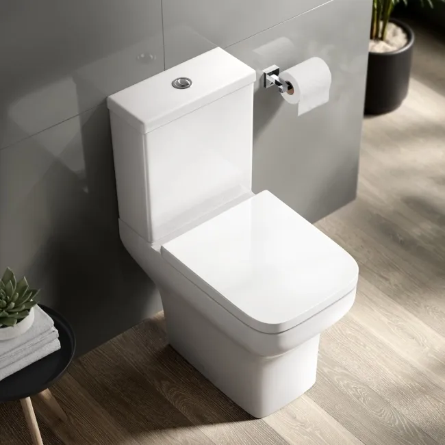 Chicago Rimless Close Coupled Toilet With Soft Close Seat