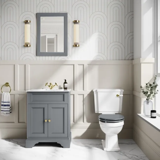 Hudson Traditional Close Coupled Toilet With Dove Grey Wooden Seat - Brushed Brass Lever