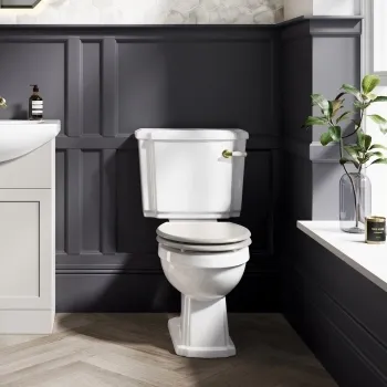 Hudson Traditional Close Coupled Toilet With Cotton White Wooden Seat - Brushed Brass Lever
