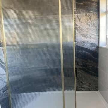 Munich Fluted Effect Brushed Brass Easy Clean 8mm Pivotal Wet Room Shower Glass Return Panel 250mm