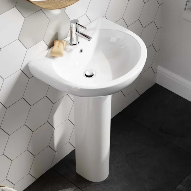 Austin Close Coupled Toilet & Pedestal Basin Set