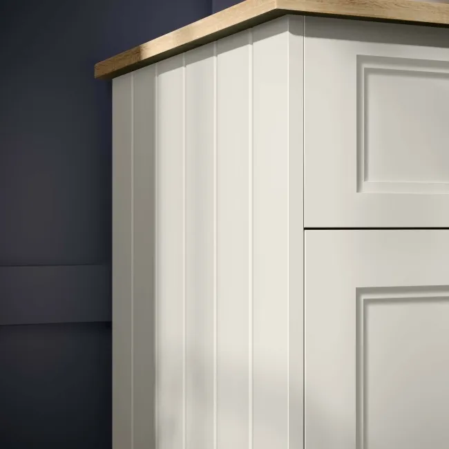 Lucia Chalk White Vanity with Oak Effect Top & Curved Counter Top Basin 840mm - Brass Knurled Handles