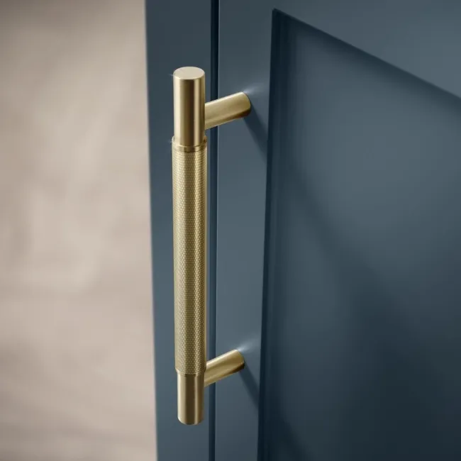 Brass Knurled Handle