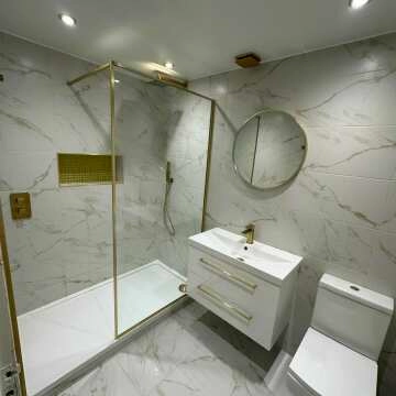 Mollie Brushed Brass Round Bathroom Mirror 600mm