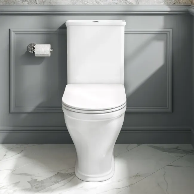 Kansas Traditional Rimless Close Coupled Toilet With Premium Soft Close Slim Seat