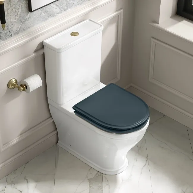 Kansas Traditional Rimless Close Coupled Toilet With Inky Blue Wooden Seat - Brushed Brass Hinges