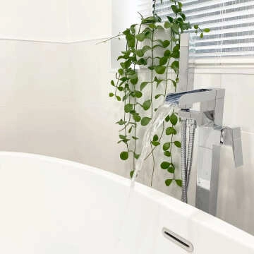 Avon Chrome Waterfall Freestanding Bath Shower Mixer Tap