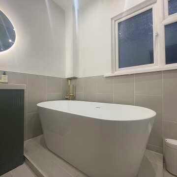 1500 Freestanding Bath