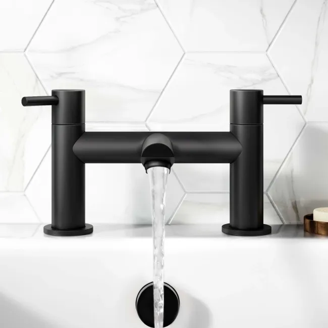 Wye Matt Black Bath Filler